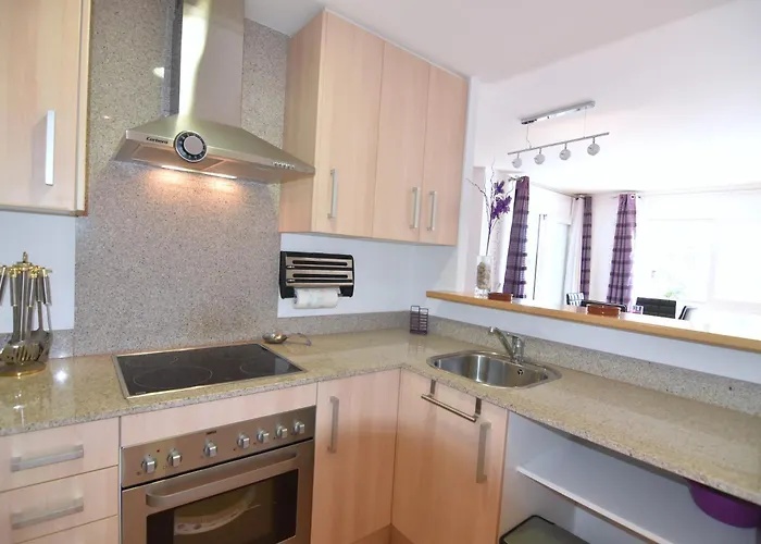 Rnet - Portomar 126 - Apartamento En Santa Margarita, Roses: Gran Terraza, Aire Acondicionado, Parking.