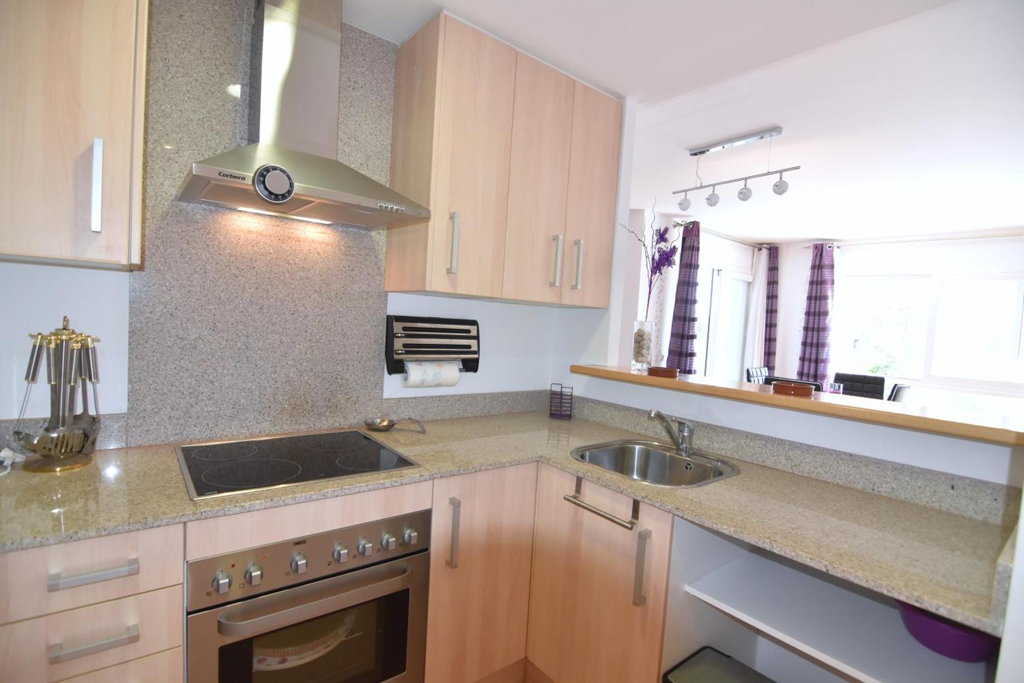 Apartment Portomar 126: Seaside With Terrace And Parking In Roses