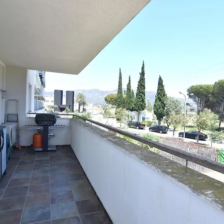 Portomar 126: Seaside Apartment with Terrace and Parking in Roses Exterior photo