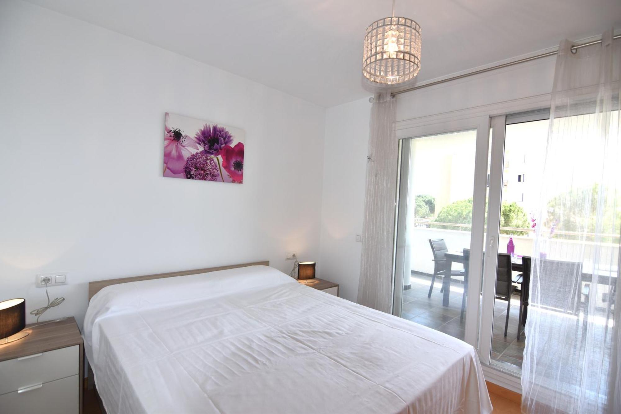 Portomar 126: Seaside With Terrace And Parking In Apartament *